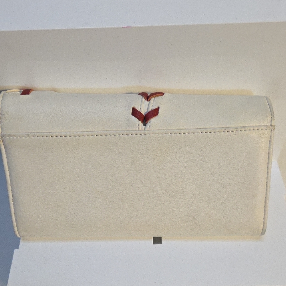Chic Cream and Red Women's Wallet - Picture 2 of 4